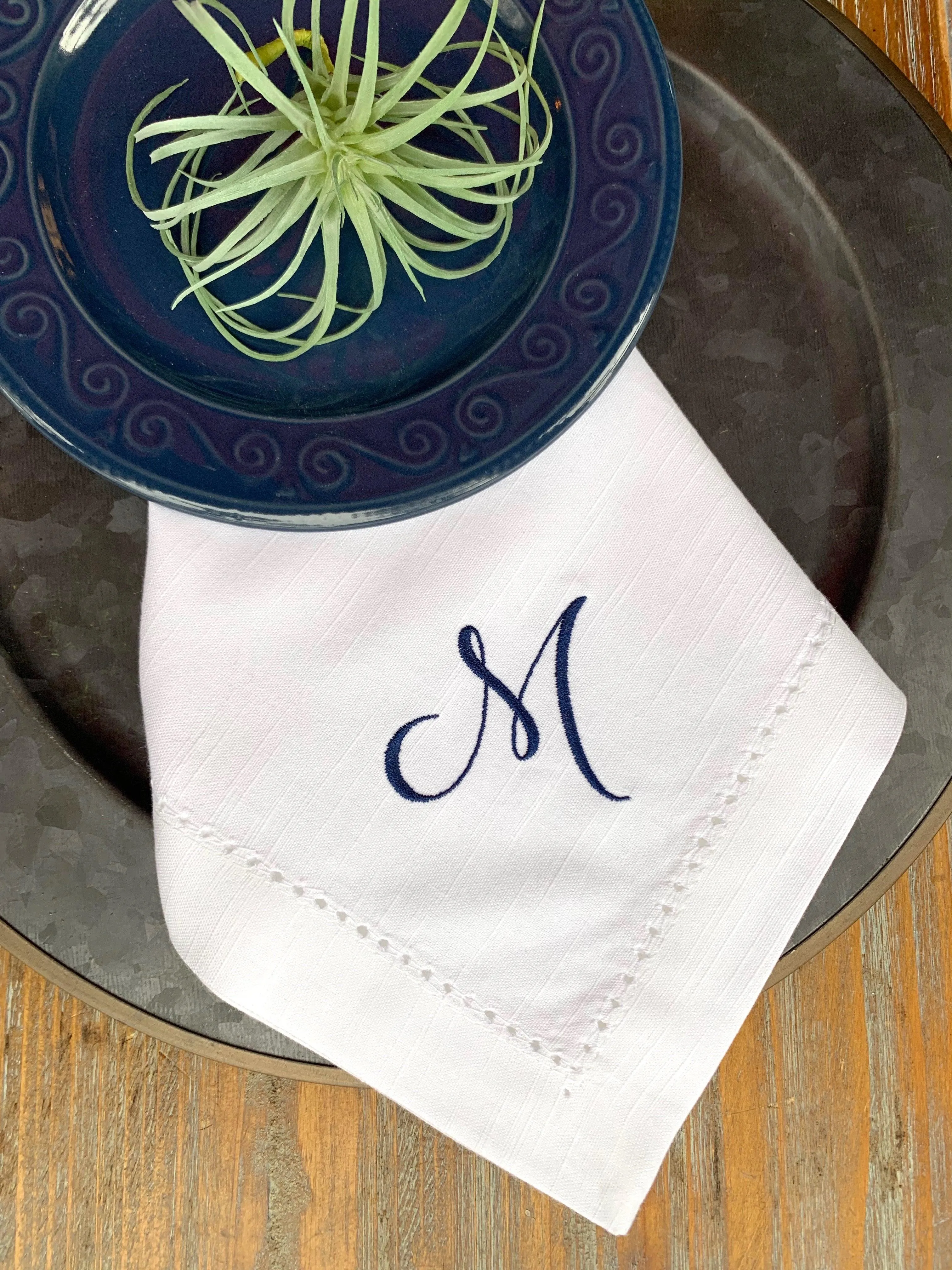 Alessia Monogrammed Cloth Dinner Napkins - Set of 4 napkins