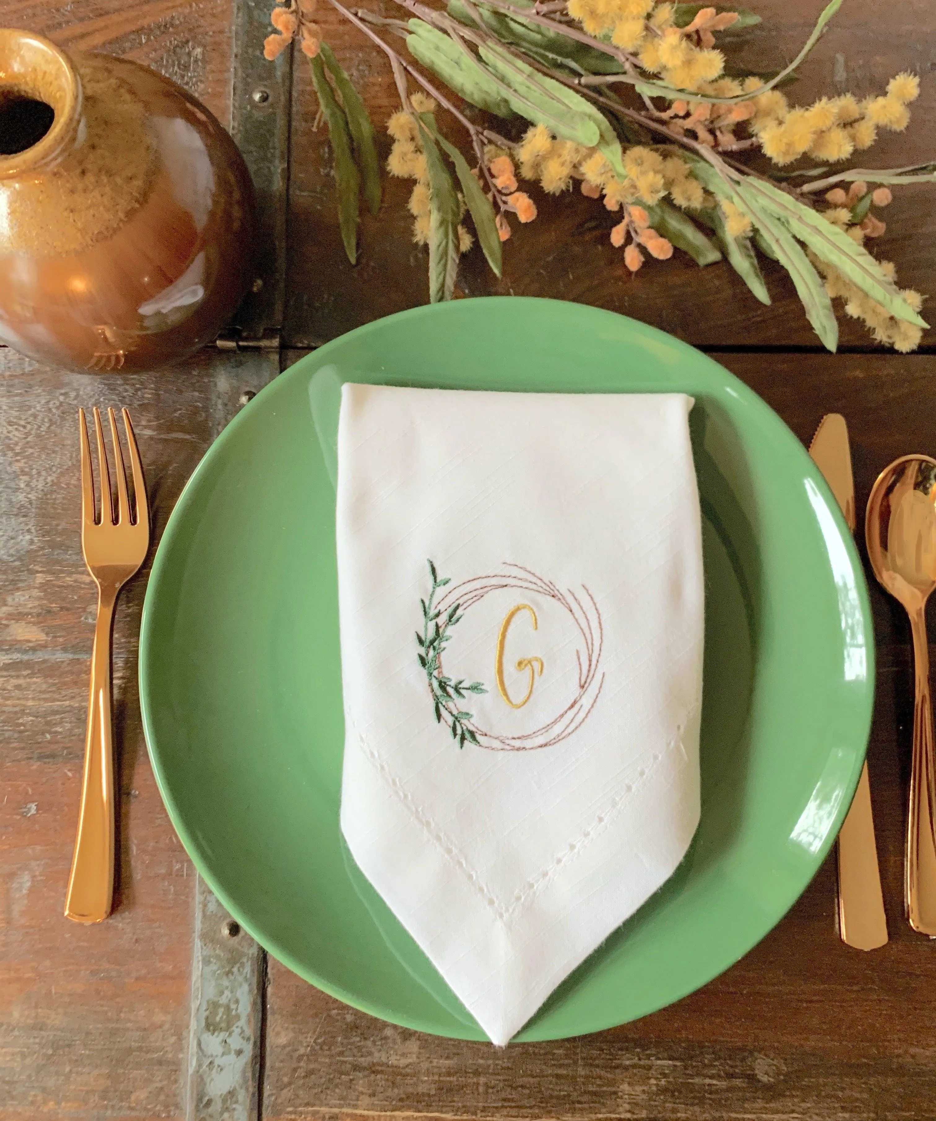 Autumn Leaf Wreath Monogrammed Cloth Napkins - Set of 4 napkins