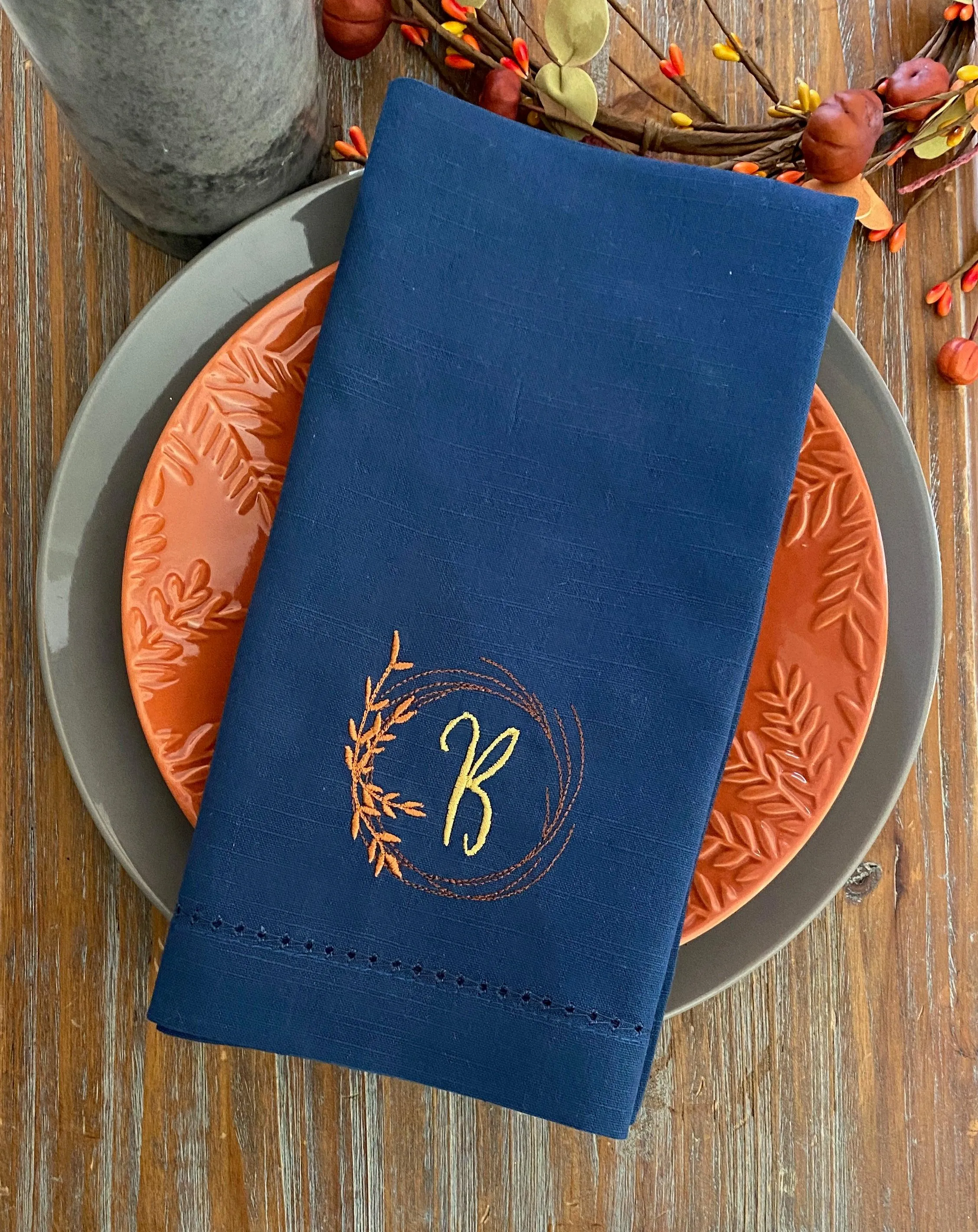 Autumn Leaf Wreath Monogrammed Cloth Napkins - Set of 4 napkins