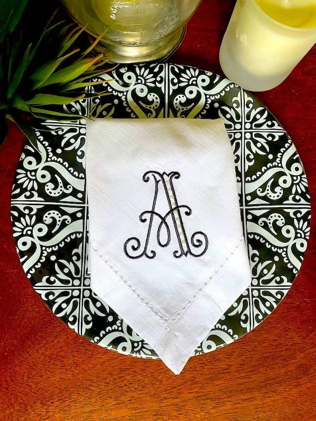 Barrea Modern Floral Monogrammed Embroidered Cloth Napkins / Set of 4 /