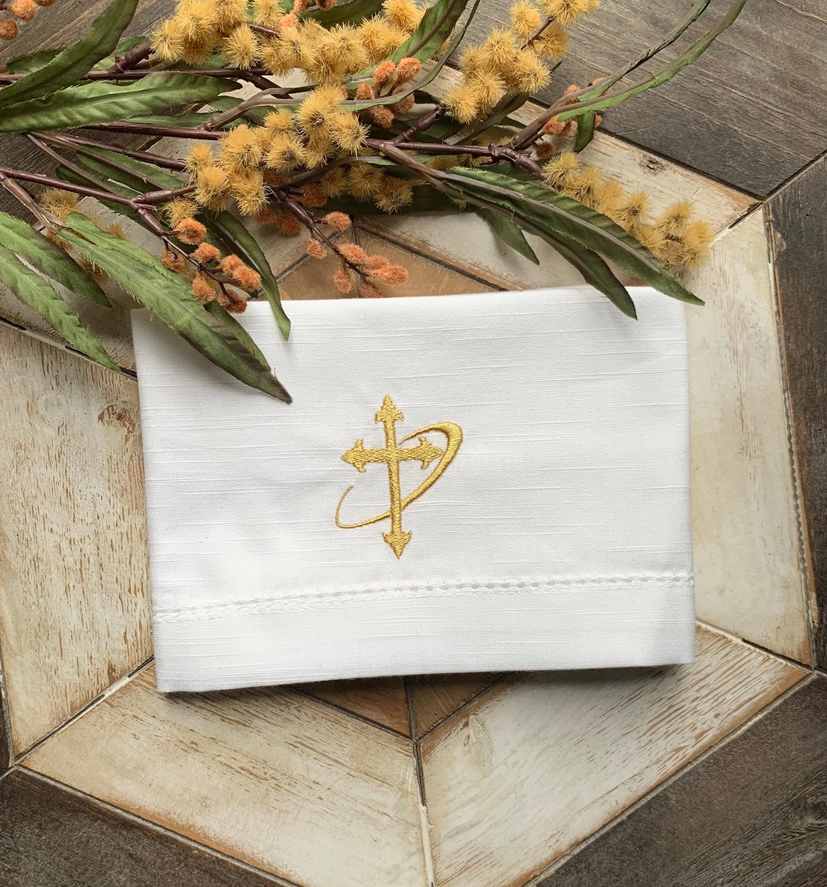 Custom Communion Cloths, Bread Plate Napkins, Corporal Fold