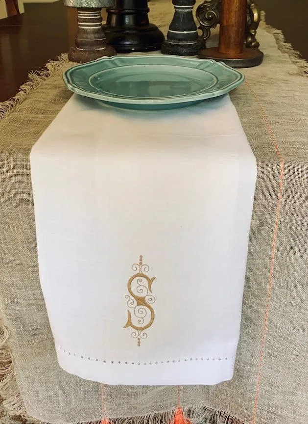 Elegant Monogrammed Cloth Napkins - Set of 4 dinner napkins