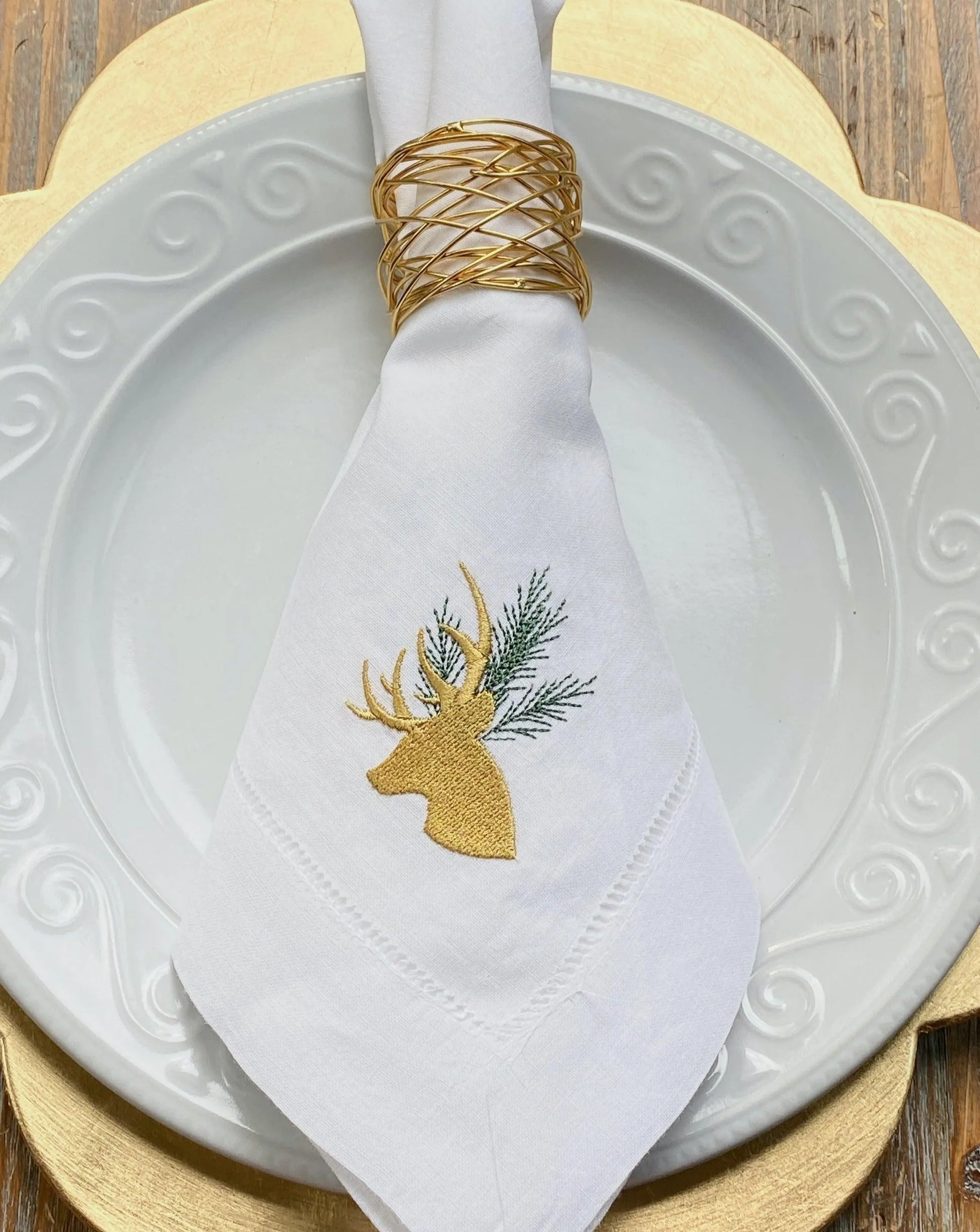 Evergreen Deer Embroidered Cloth Napkins - Set of 4 napkins