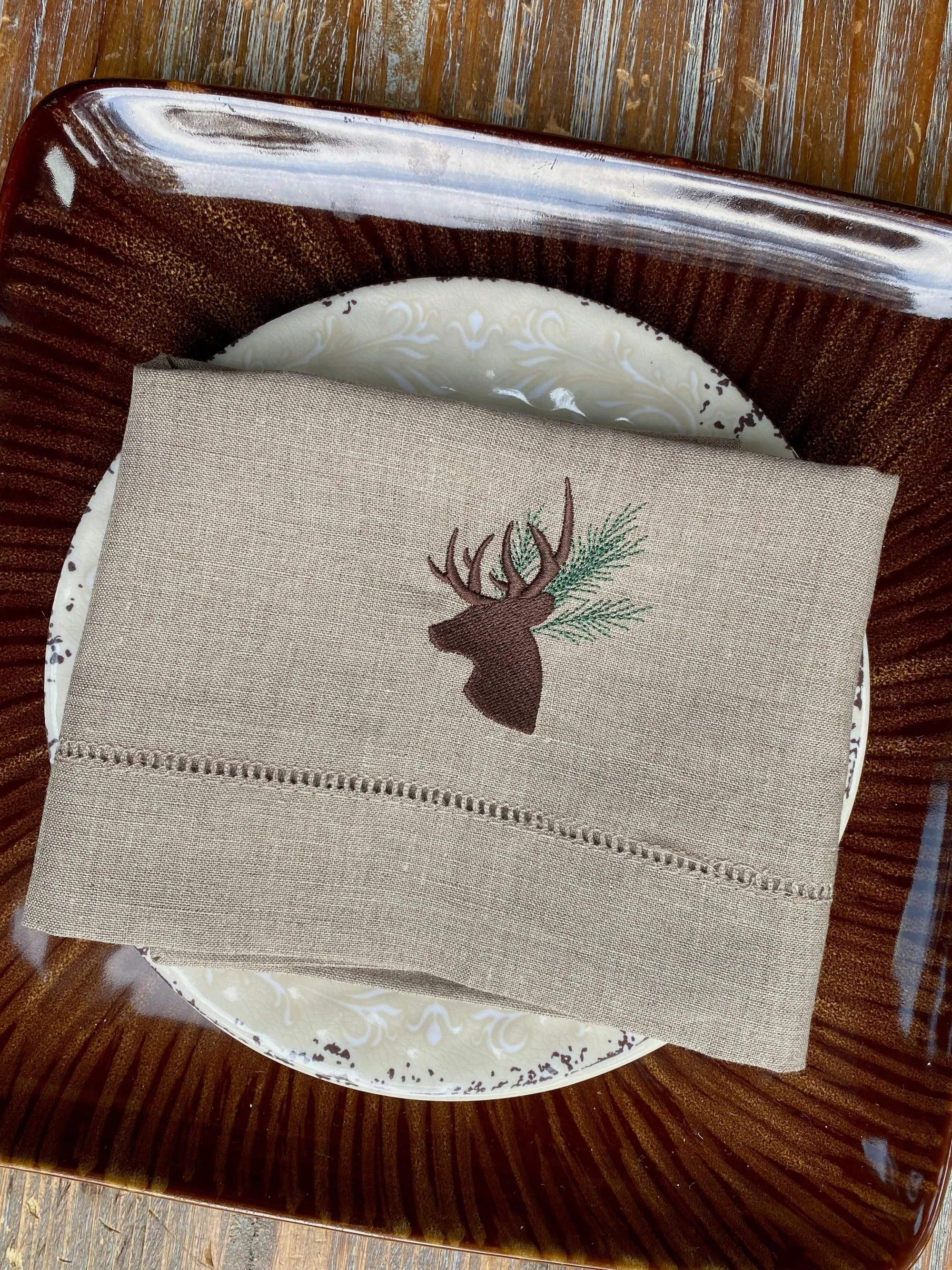 Evergreen Deer Embroidered Cloth Napkins - Set of 4 napkins