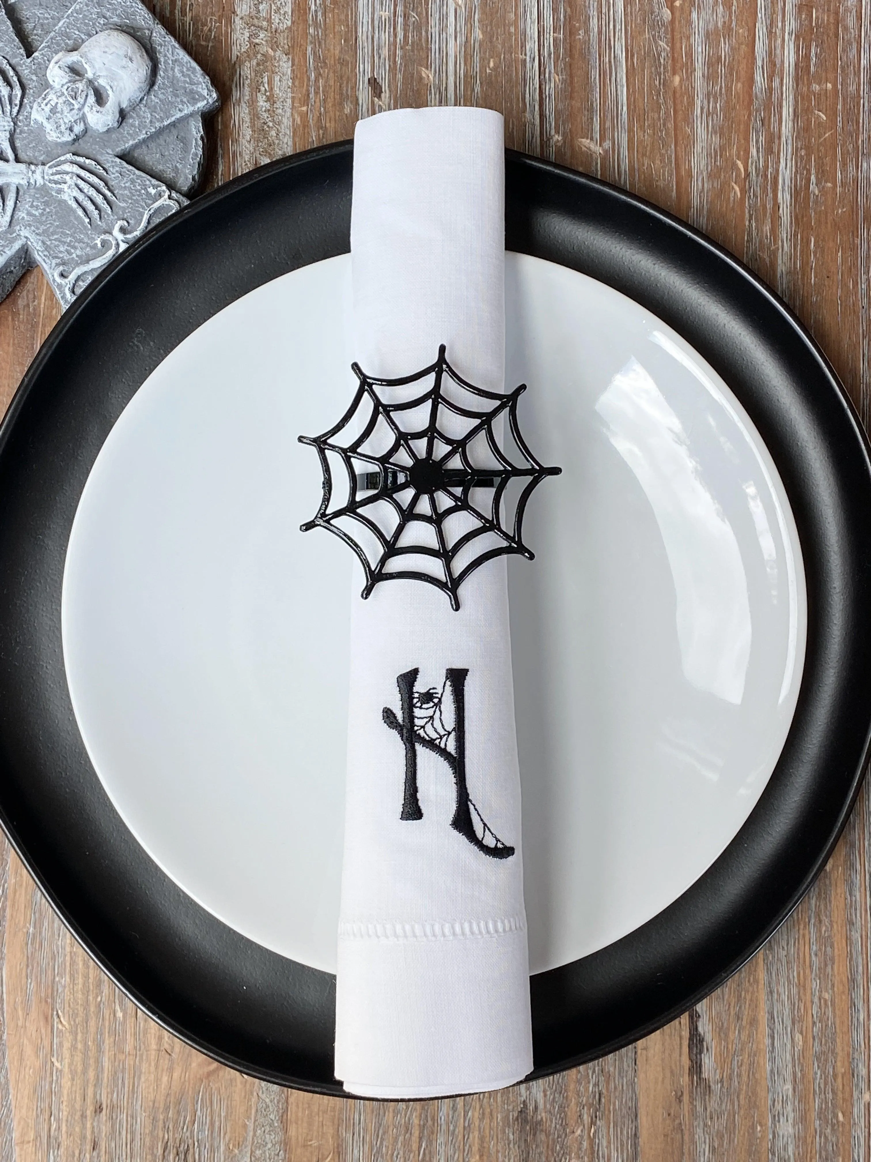 Monogrammed Spider Web Cloth Napkins-Set of 4 Halloween napkins