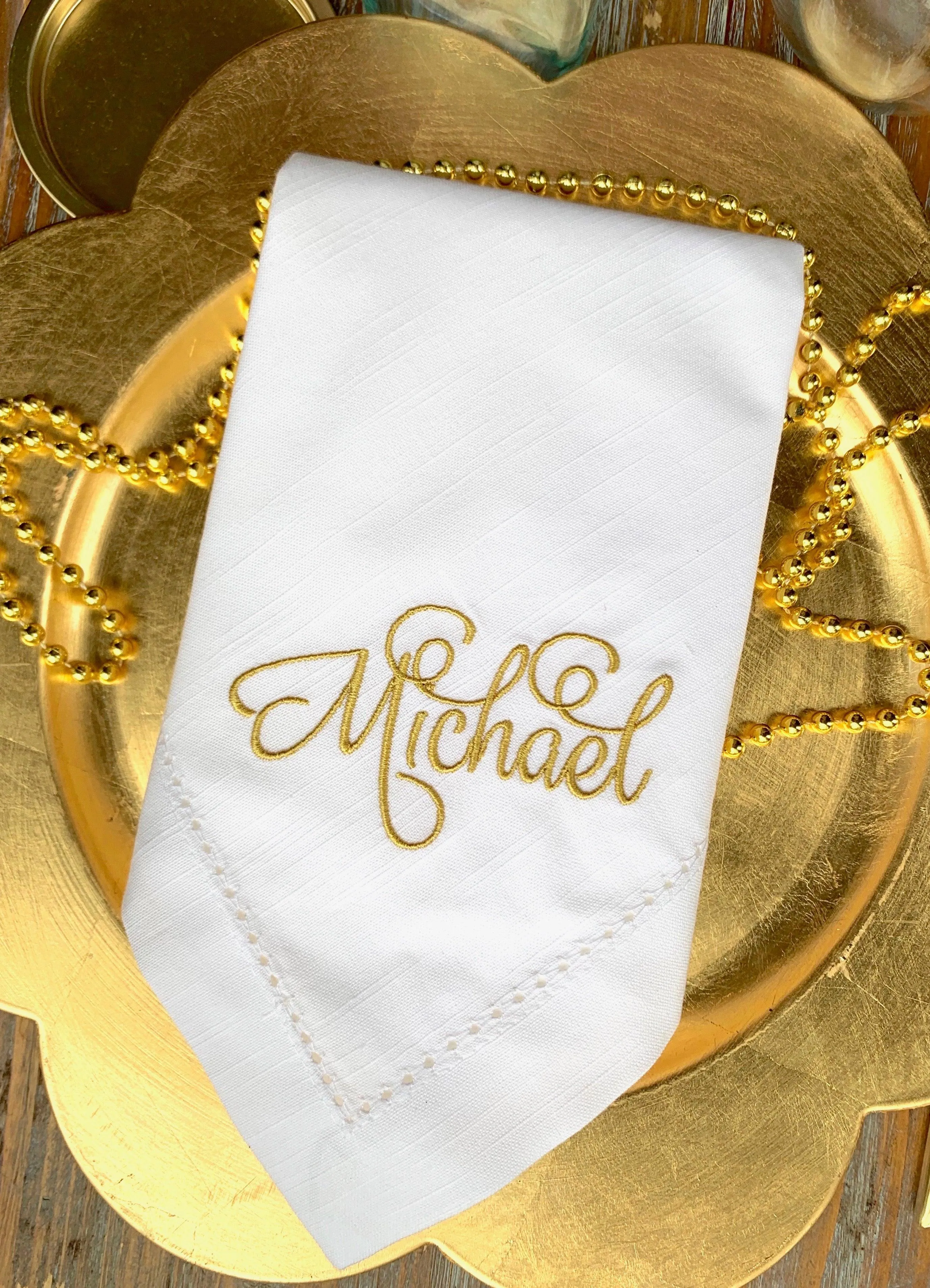 Place Cards Wedding Name Napkins, Set of 4 Names Cloth napkins, Lindsey Font