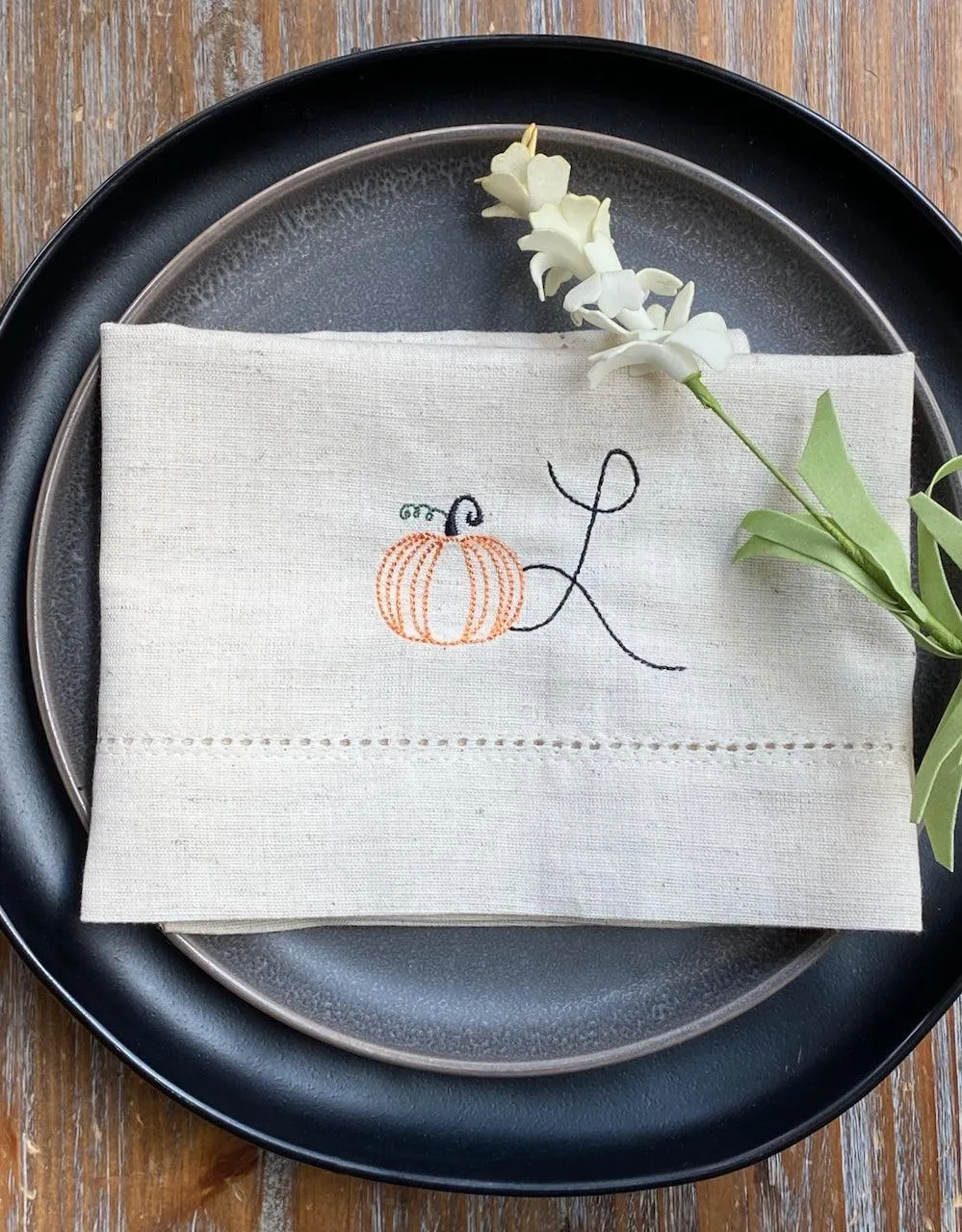 Pumpkin Monogrammed Cloth Dinner Napkins - Set of 4 napkins