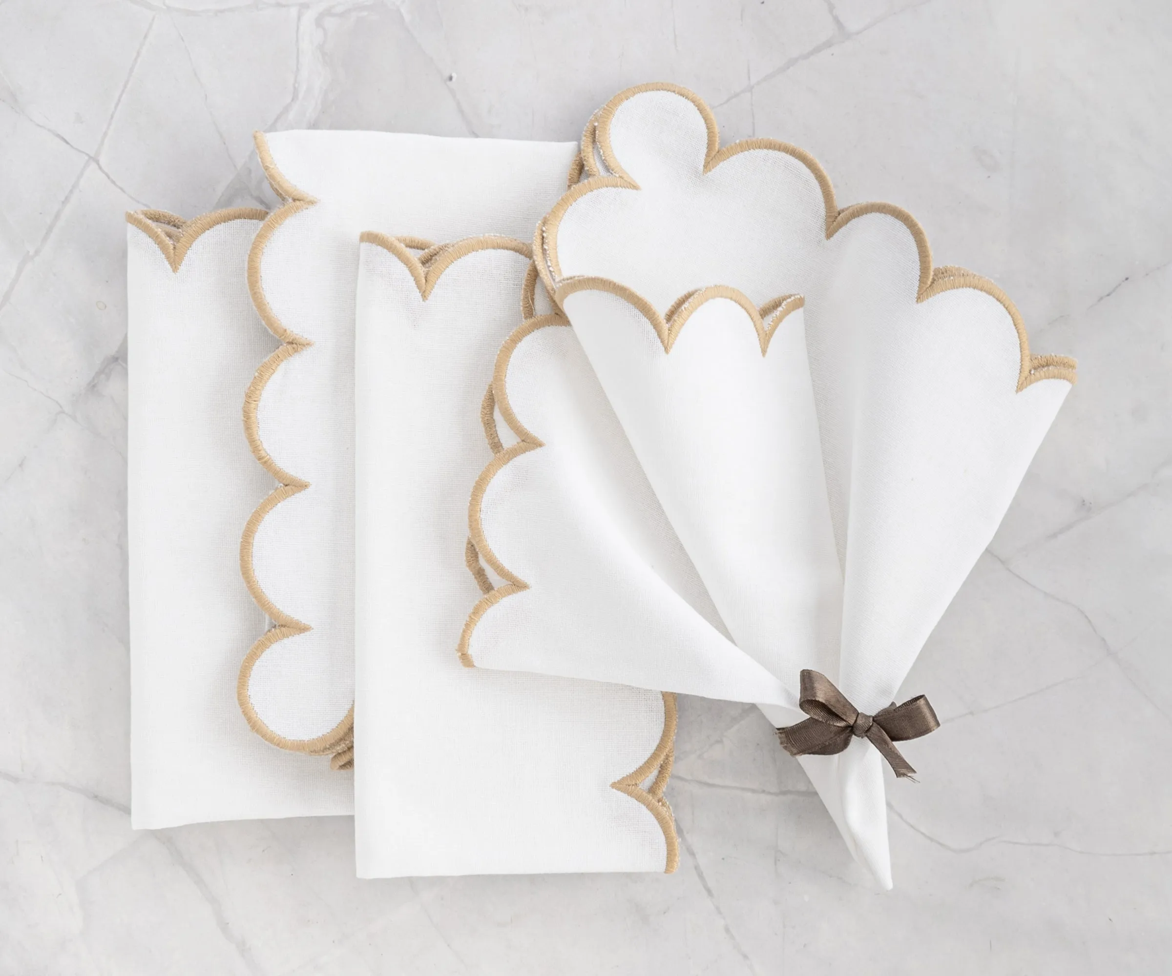 Scalloped Edge Napkins - Cut Work Napkin