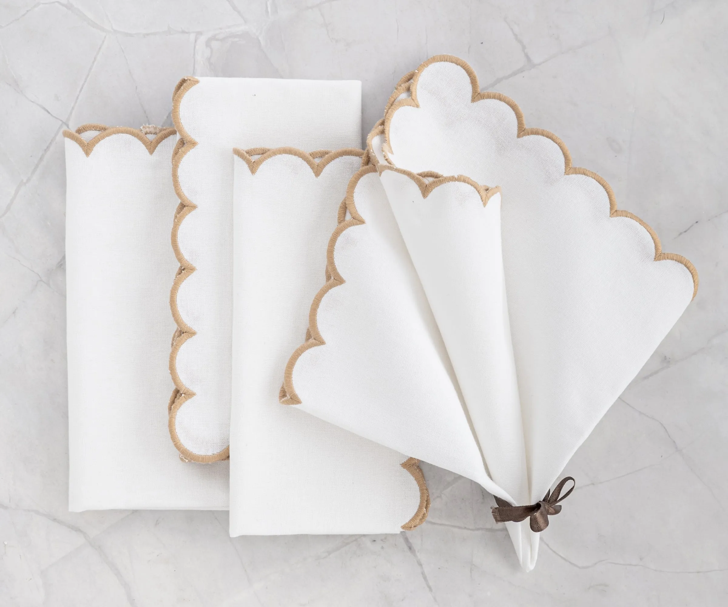 Scalloped Edge Napkins - Cut Work Napkin