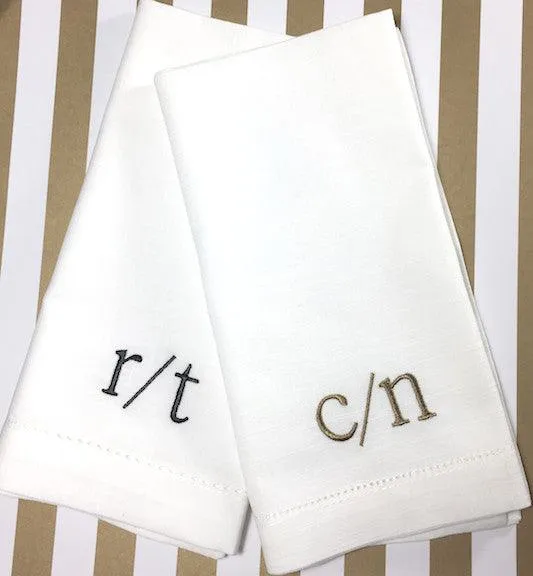 Slash Double Initial Monogrammed Cloth Napkins - Set of 4 Duogram Napkins