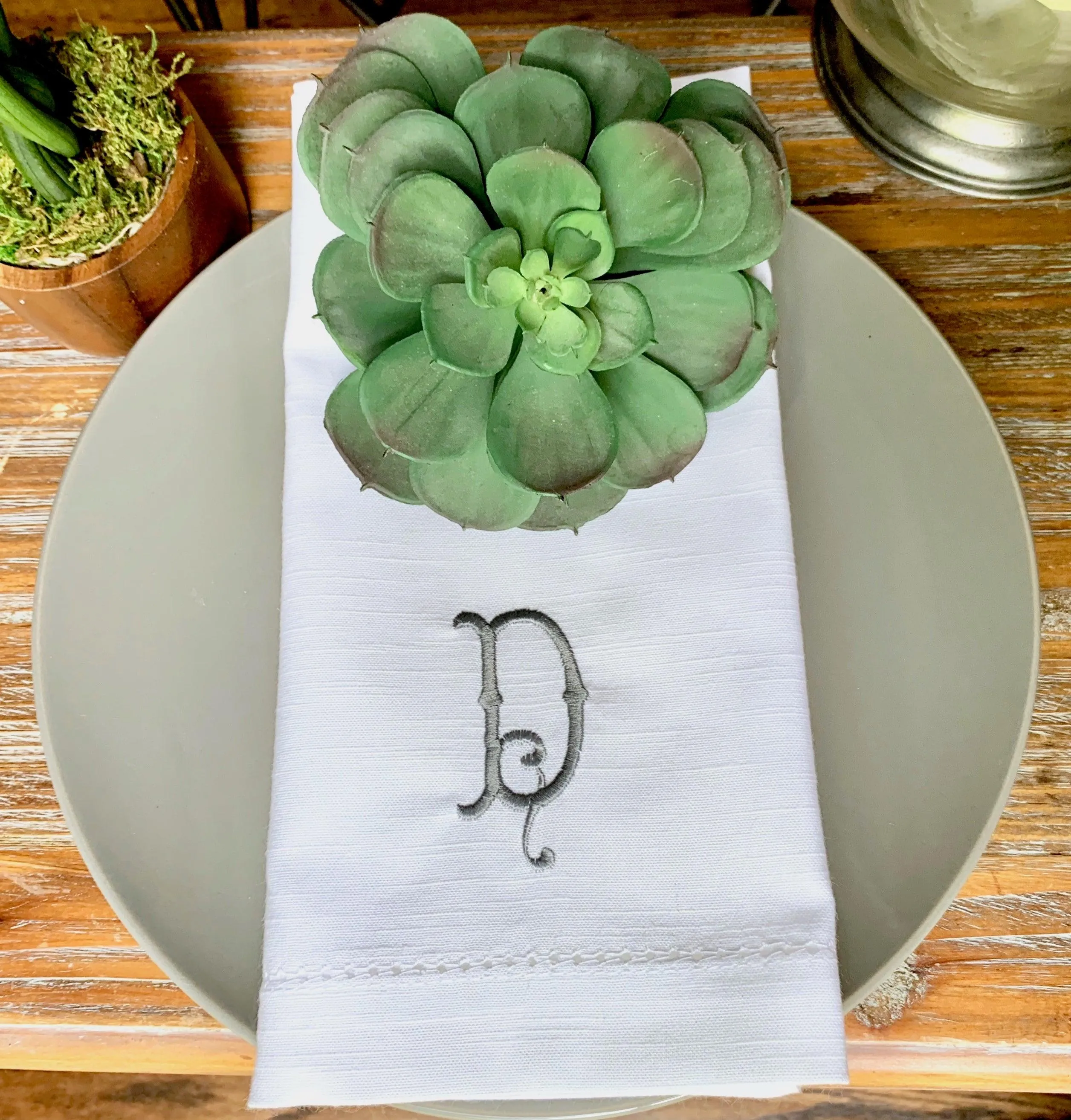 Southern Monogrammed Cloth Dinner Napkins - Set of 4 napkins