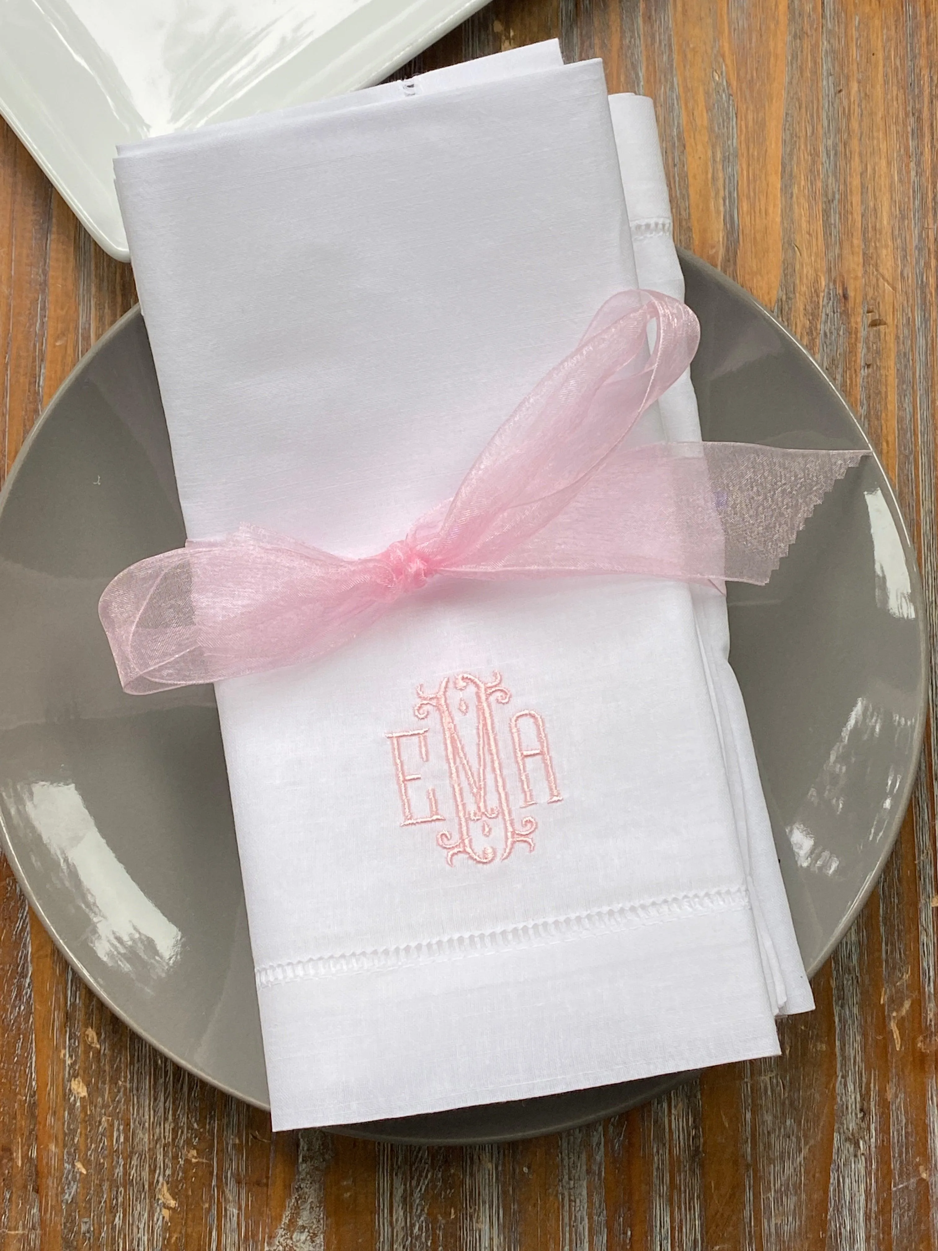 Venice Monogrammed Cloth Dinner Napkins - Set of 4 napkins