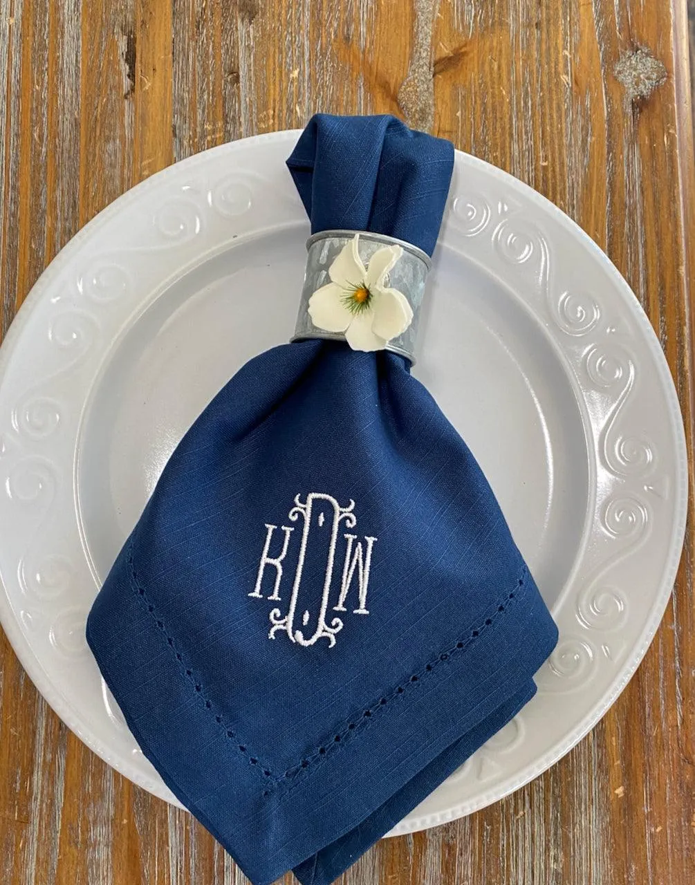 Venice Monogrammed Cloth Dinner Napkins - Set of 4 napkins