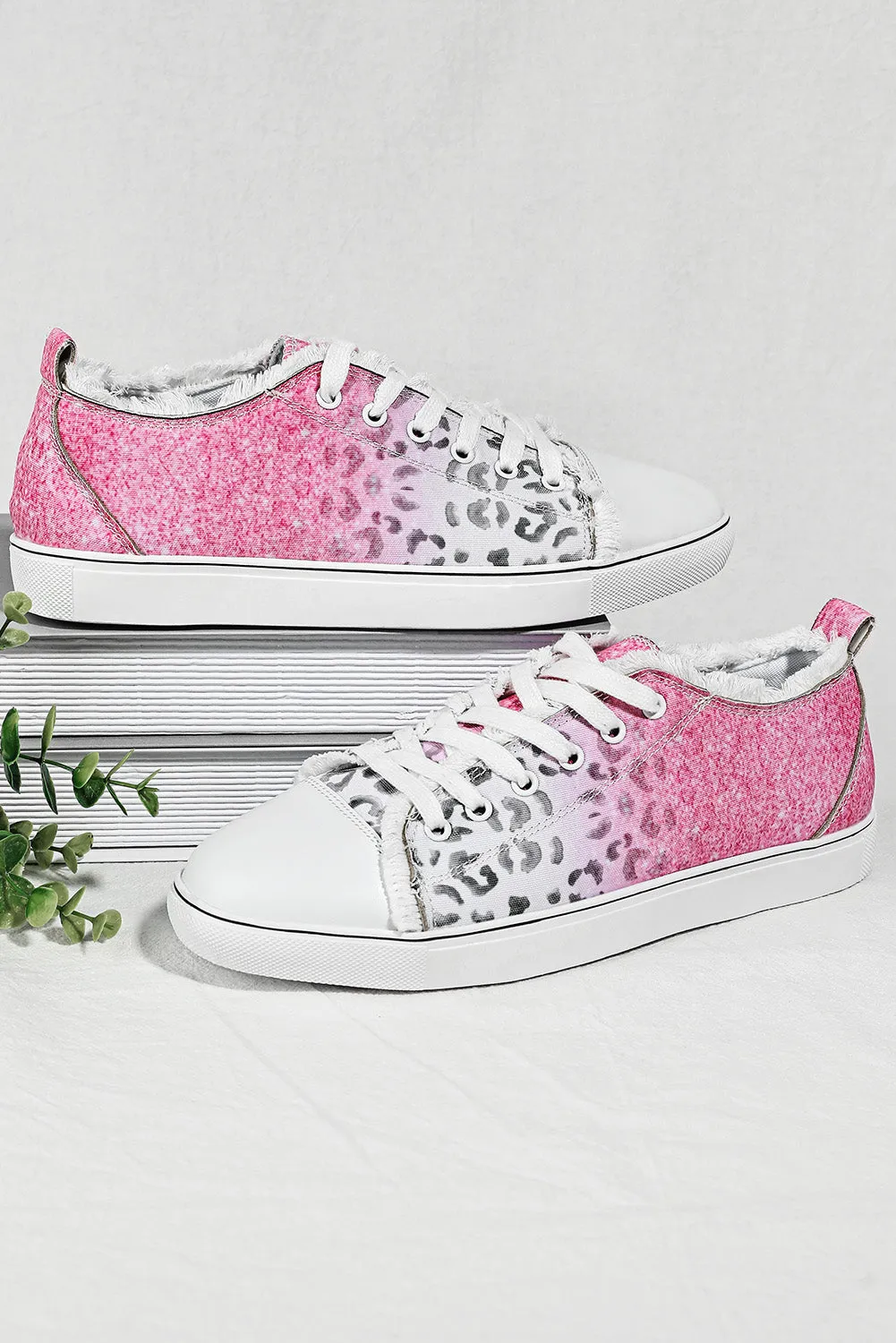 Women Pink Ombre Leopard Print Canvas Shoes Low Top Lace Up Casual Canvas Sneakers